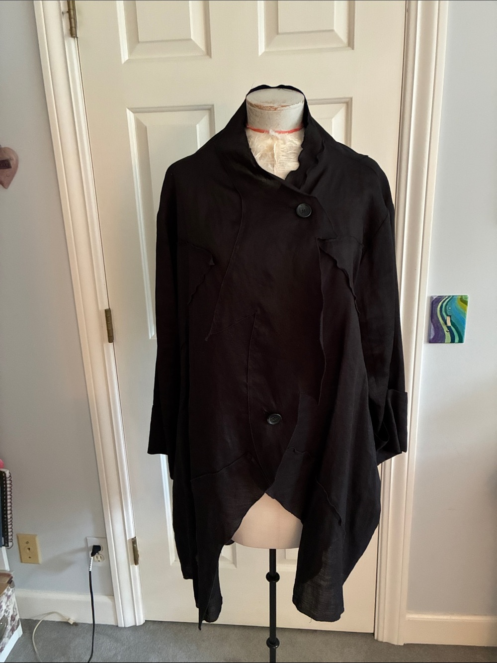 Moyuru black linen jacket